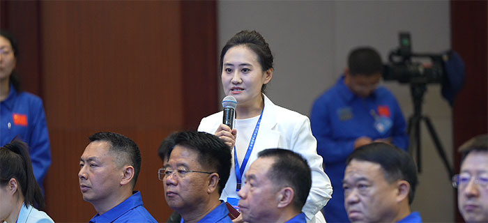军网记者现场丨哪位航天员将执行1年期驻留试验任务？