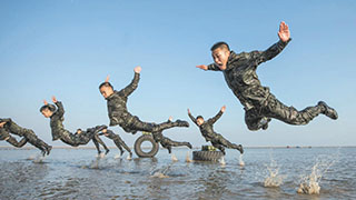 《军报每天读》20221230