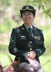 “最美新时代革命军人” 李慧灵丨军装在身，给患者最足的安全感
