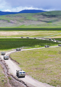 《军报每天读》20250815