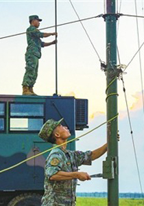 《军报每天读》20250820