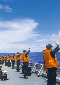 《军报每天读》20250821