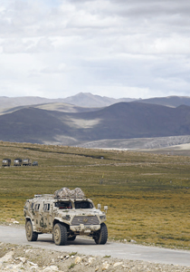 《军报每天读》20251212