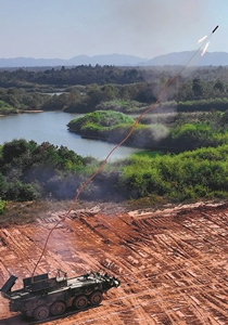 《军报每天读》20251219