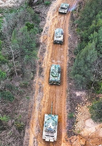 《军报每天读》20260318