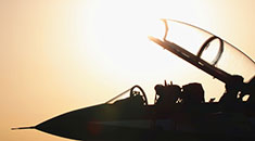 中国空军发布赴俄罗斯飞行表演宣传片《和平飞舞》