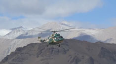 40秒，直升机带你一睹雪域高原美景！