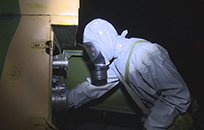 火箭军夜间演练号手“晕倒”？驾驶员秒速补位！