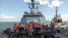 中国海军黄山舰抵达澳大利亚达尔文港参加多国海上联演