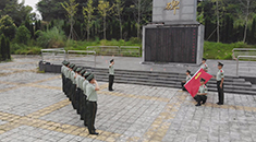 纪念“九一八”丨武警官兵来到烈士陵园 追忆峥嵘岁月