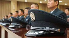 湖北省军区举行文职人员授装暨宣誓仪式