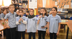 跨国视频很特别 黎巴嫩汉语班小学生为你读诗