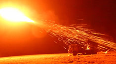 夜间实弹射击考核 感受来自4500米高原的“火树银花”
