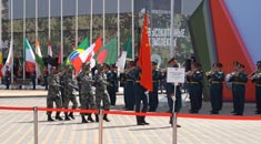 “国际军事比赛-2020”开幕 中国6支参赛队将一展身手