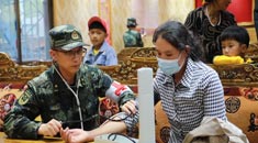 “移动医院”搬到西藏，乡村振兴路上兵哥哥在行动！