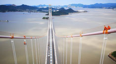 百米高空中作业！舟山跨海大桥启动十年“大体检”