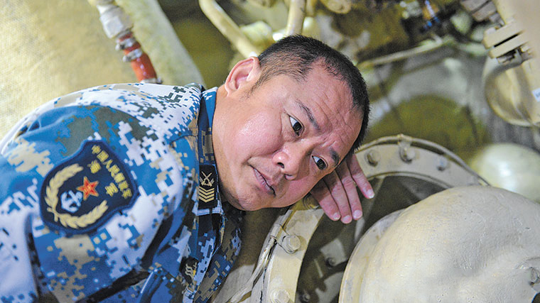 对话一级军士长周军生：一位潜艇老兵的“深海之路”