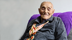 张力雄：长征精神是无价之宝