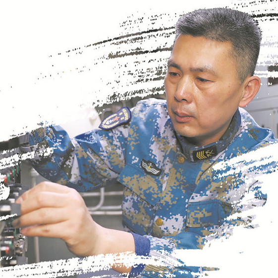 深舱“向日葵”：走近海军辽宁舰上的机电兵