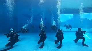 《国防军事早报》 20230118