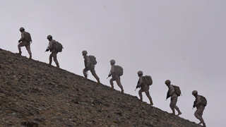 《国防军事早报》20251006