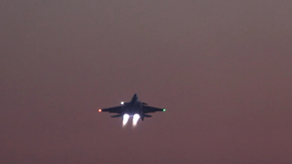 《国防军事早报》20251123