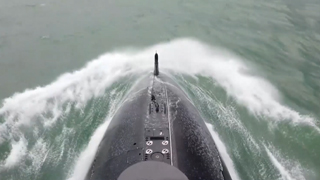 《国防军事早报》 20251207