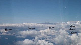 《国防军事早报》20260410