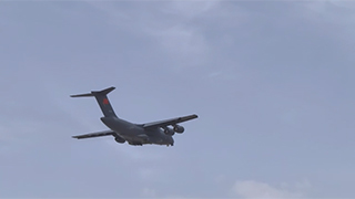 《国防军事早报》20260421